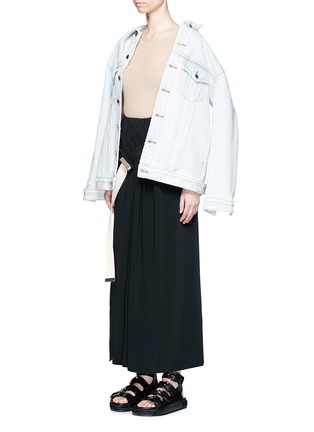 Figure View - Click To Enlarge - ACNE STUDIOS - 'Kye Str Cr' buckled ruche crepe skirt