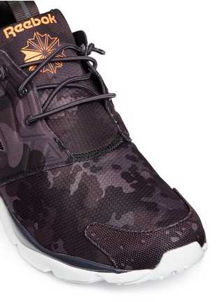 Detail View - Click To Enlarge - REEBOK - 'Furylite CC' camouflage print sneakers