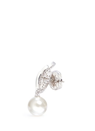 Detail View - Click To Enlarge - CZ BY KENNETH JAY LANE - Faux pearl drop cubic zirconia wing earrings