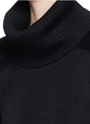 Detail View - Click To Enlarge - THEORY - 'Gabouray DF' knit turtleneck flannel top