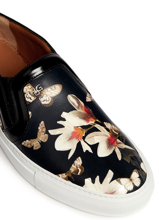 Detail View - Click To Enlarge - GIVENCHY - Magnolia moth print leather slip-ons