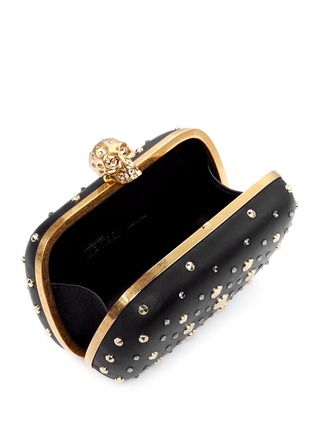 Detail View - Click To Enlarge - ALEXANDER MCQUEEN - Stud skull leather clutch