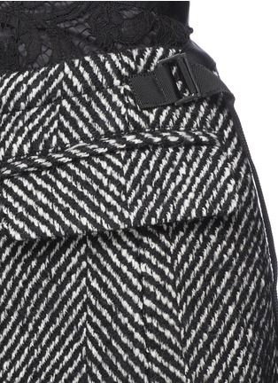 Detail View - Click To Enlarge - SACAI - Lace underlay herringbone wool wrap skirt