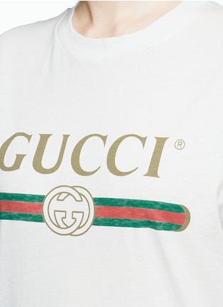Detail View - Click To Enlarge - GUCCI - Vintage logo print oversized T-shirt