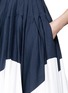 Detail View - Click To Enlarge - DELPOZO - Cutout bodice colourblock double poplin dress