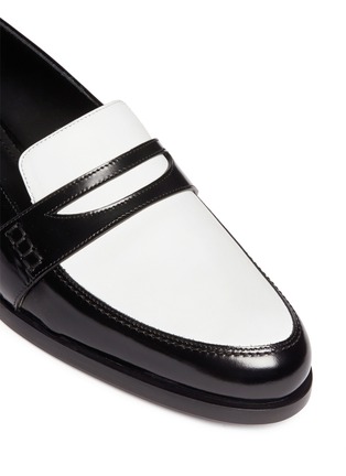 Detail View - Click To Enlarge - MAIYET INC SHOES - Flower appliqué colourblock leather loafers