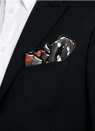 Detail View - Click To Enlarge - NOVEL - 'Vanessa Indica' butterfly wing silk pocket square