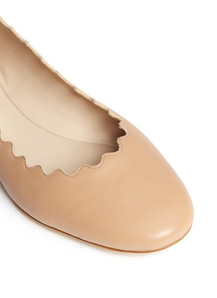 Detail View - Click To Enlarge - CHLOÉ - Scalloped edge leather flats
