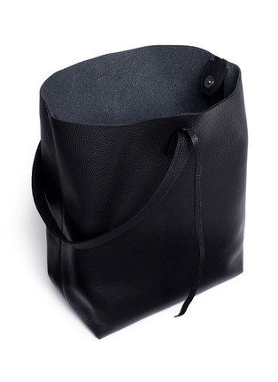  - CREATURES OF COMFORT - 'Apple' medium pebbled leather shoulder bag