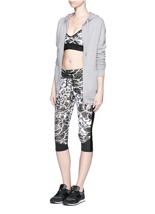 Figure View - Click To Enlarge - THE UPSIDE - 'Andie' safari floral print sports crop top