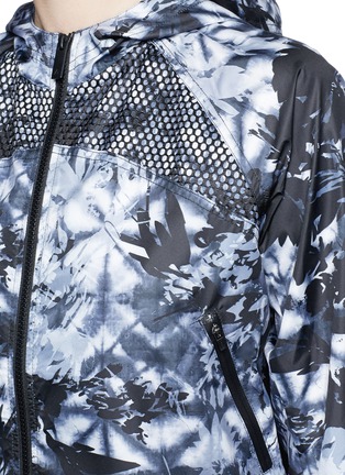 Detail View - Click To Enlarge - ALALA - 'Palm Shadow' print mesh panel hooded jacket