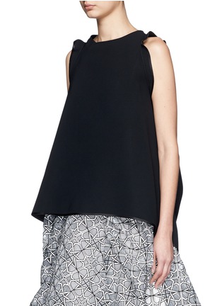 Front View - Click To Enlarge - MATICEVSKI - 'Objectify' volume back ruffle sleeve sleeveless top