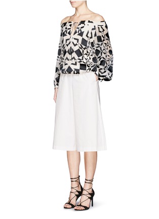 Figure View - Click To Enlarge - ALICE & OLIVIA - 'Tammie' diamond patchwork gypsy top