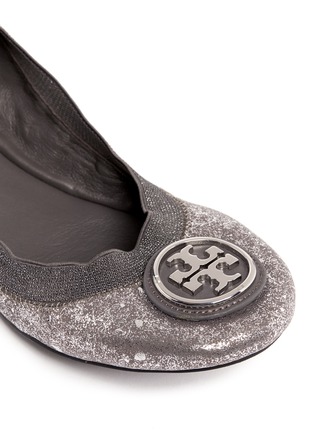 Detail View - Click To Enlarge - TORY BURCH - Caroline 2 metallic leather ballet flats 