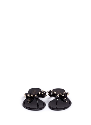 Front View - Click To Enlarge - VALENTINO GARAVANI - 'Rockstud' bow flat jelly sandals