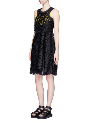 Figure View - Click To Enlarge - SACAI - Asymmetric cutout floral embroidery lace dress
