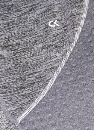 Detail View - Click To Enlarge - CALVIN KLEIN PERFORMANCE - Fleece lined stirrup performance leggings