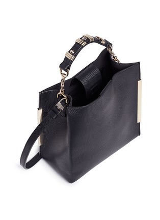 Detail View - Click To Enlarge - STUART WEITZMAN - 'Chelhobo' small pebbled leather crossbody tote