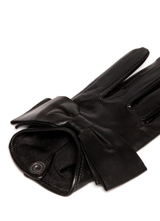 Detail View - Click To Enlarge - MAISON FABRE - 'Audrey' bow lambskin leather short gloves