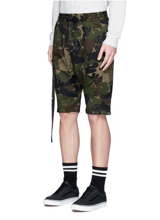 Front View - Click To Enlarge - HACULLA - 'Saber' patch camouflage print shorts
