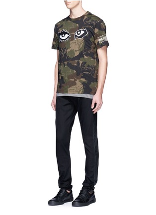 Figure View - Click To Enlarge - HACULLA - 'You See Nothing' eye embroidered camouflage print T-shirt