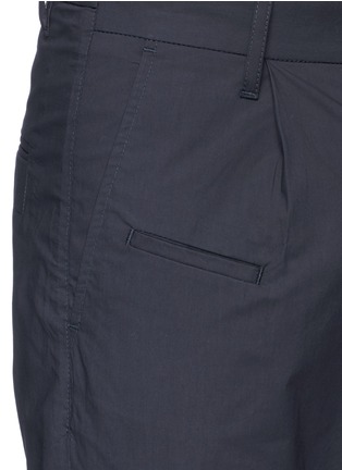 Detail View - Click To Enlarge - COVERT - Pleated front cotton poplin chinos