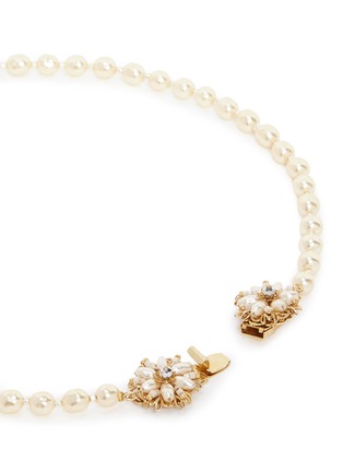 Detail View - Click To Enlarge - MIRIAM HASKELL - Filigree floral clasp Baroque pearl necklace