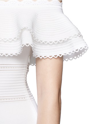 Detail View - Click To Enlarge - ALEXANDER MCQUEEN - Ruffle knit Bardot dress