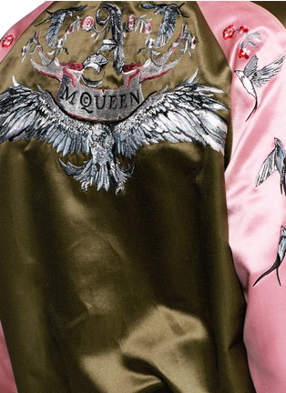 Detail View - Click To Enlarge - ALEXANDER MCQUEEN - Eagle embroidery satin bomber jacket