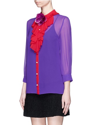 Front View - Click To Enlarge - GUCCI - Flower appliqué ruffle bib silk shirt