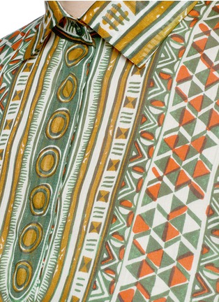 Detail View - Click To Enlarge - VALENTINO GARAVANI - Tribal ribbon print cotton shirt