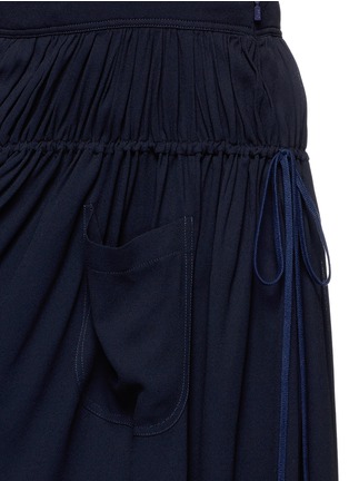Detail View - Click To Enlarge - CHLOÉ - Open back crepe dungaree tier maxi dress