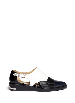 Main View - Click To Enlarge - TOGA ARCHIVES - Raffia leather cutout buckle shoes