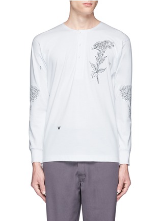 Main View - Click To Enlarge - SAAM1 - Rooster and cockscomb embroidered Henley shirt