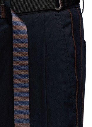 Detail View - Click To Enlarge - WOOYOUNGMI - Stripe webbing belt piped seam taffeta pants