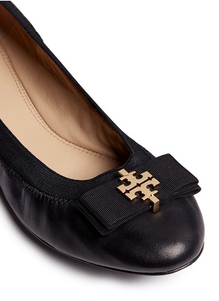 Detail View - Click To Enlarge - TORY BURCH - 'Sedgewick' leather ballet flats