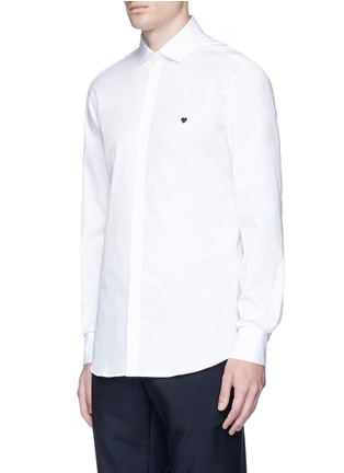 Front View - Click To Enlarge - NEIL BARRETT - Heart print poplin tuxedo shirt