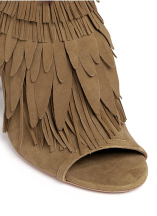 Detail View - Click To Enlarge - AQUAZZURA - 'Pocahontas' fringe feather suede peep toe sandals
