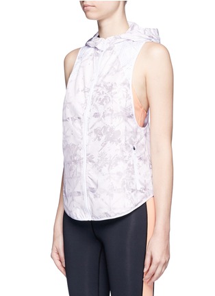 Front View - Click To Enlarge - ALALA - 'White Palm' print hooded run vest
