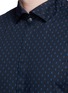 Detail View - Click To Enlarge - SCOTCH & SODA - Diamond print fix collar shirt