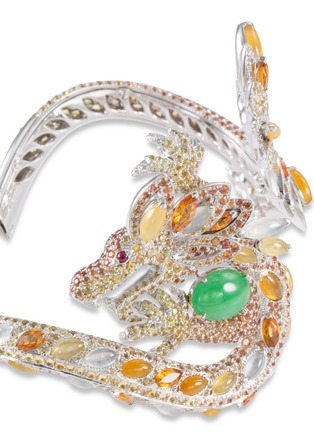 Figure View - Click To Enlarge - LORENZ BÄUMER - Diamond gemstone jade 18k gold dragon bangle