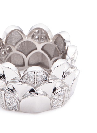Detail View - Click To Enlarge - FRED - 'Une Ile d'Or' diamond 18k white gold scalloped ring