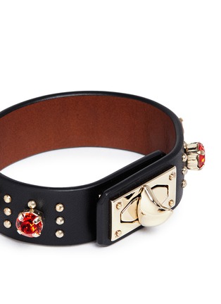 Detail View - Click To Enlarge - GIVENCHY - Shark tooth strass stud leather bracelet