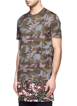 Front View - Click To Enlarge - GIVENCHY - Camouflage and floral print extended hem T-shirt