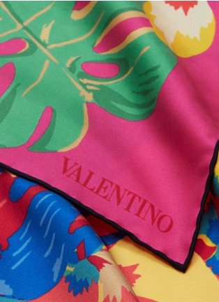 Detail View - Click To Enlarge - VALENTINO GARAVANI - 'Tropical Dream' print silk twill scarf