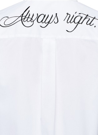  - ALICE & OLIVIA - 'Brita' slogan embroidered slogan shirt