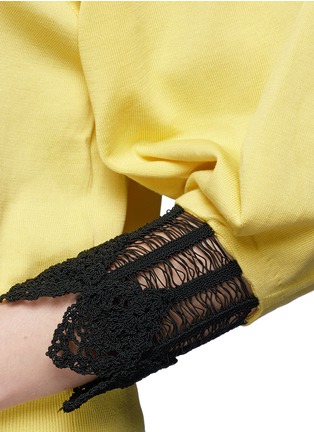 Detail View - Click To Enlarge - TOGA ARCHIVES - Lace crochet cuff sweater