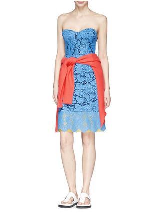 Detail View - Click To Enlarge - PREEN BY THORNTON BREGAZZI - Contrast hem floral lace bustier dress
