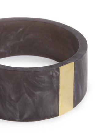 Detail View - Click To Enlarge - ISABEL MARANT - Brass panel pearlescent resin bangle