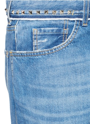 Detail View - Click To Enlarge - VALENTINO GARAVANI - 'Rockstud Untitled 06' jeans